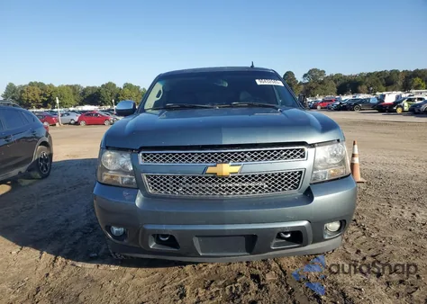 2008 Chevrolet Tahoe C1500 из США, поврежденный, VIN 1GNFC13078R148678